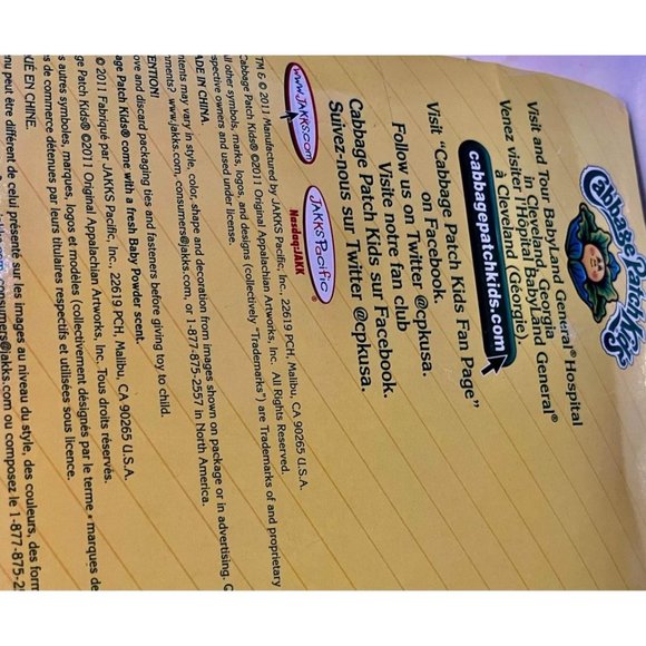 •SOLD•| Cabbage Patch Kids | MIB 2011 30th Anniversary CPK Yarn Haired Girl - Picture 7 of 7